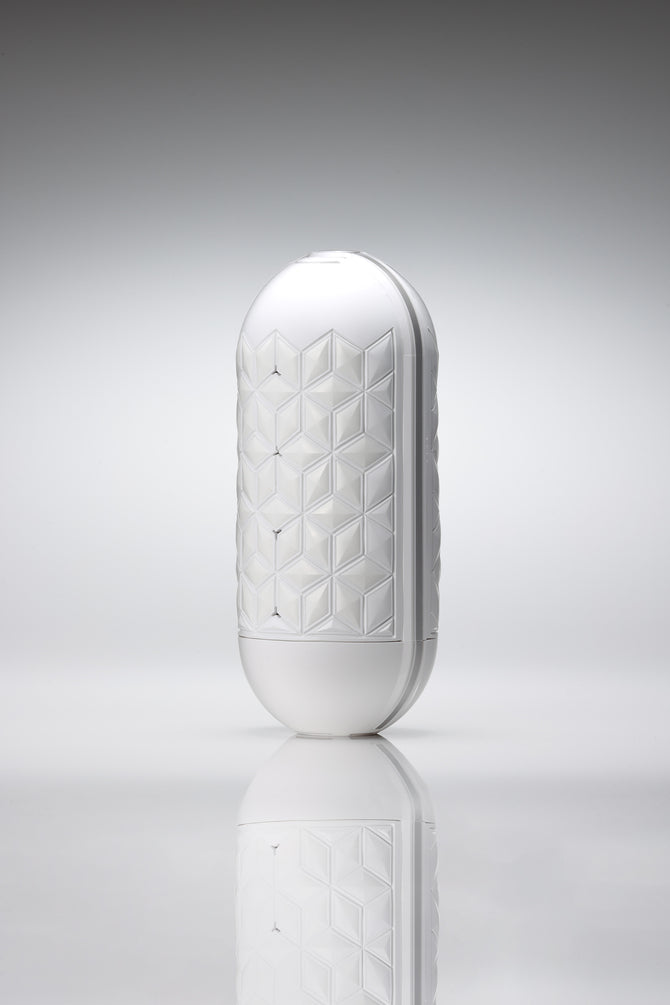 TENGA Flip Flexy 柔性外殼多變飛機杯